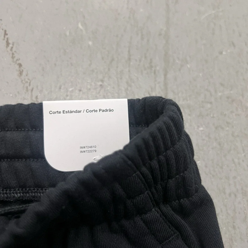Nike Kids Unisex Standard Fit Black Fleece‎ Shorts Small FD2919-010 Comfort Wear